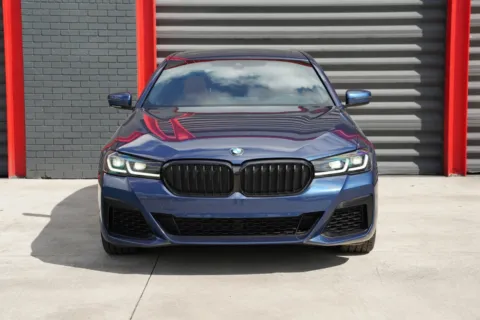 Photos of 2022 BMW 5 Series 540i for sale in Hollywood, FL at Gravity Autos Hollywood