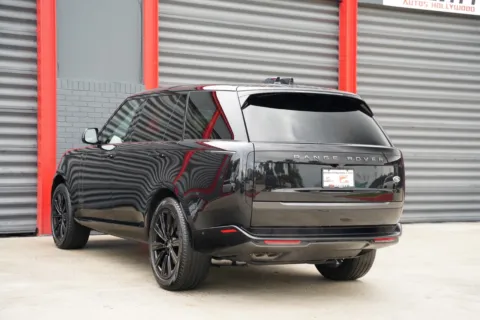 More photos of 2023 Land Rover Range Rover Autobiography at Gravity Autos Hollywood, FL