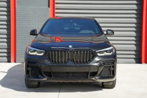 Another view of 2022 BMW X6 xDrive40i for sale in Hollywood, FL at Gravity Autos Hollywood