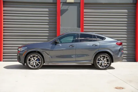 Photos of 2021 BMW X6 sDrive40i for sale in Hollywood, FL at Gravity Autos Hollywood