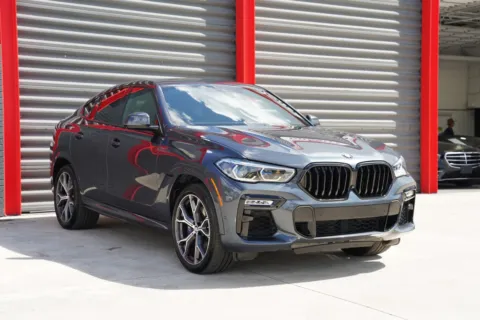 Another view of 2021 BMW X6 sDrive40i for sale in Hollywood, FL at Gravity Autos Hollywood