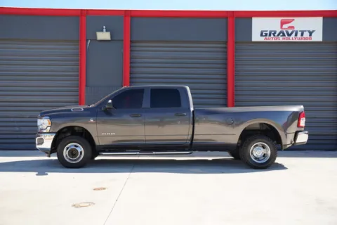 More photos of 2022 Ram 3500 Tradesman at Gravity Autos Hollywood, FL