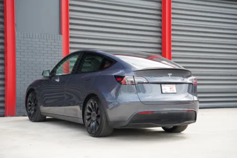 More photos of 2022 Tesla Model Y Performance at Gravity Autos Hollywood, FL