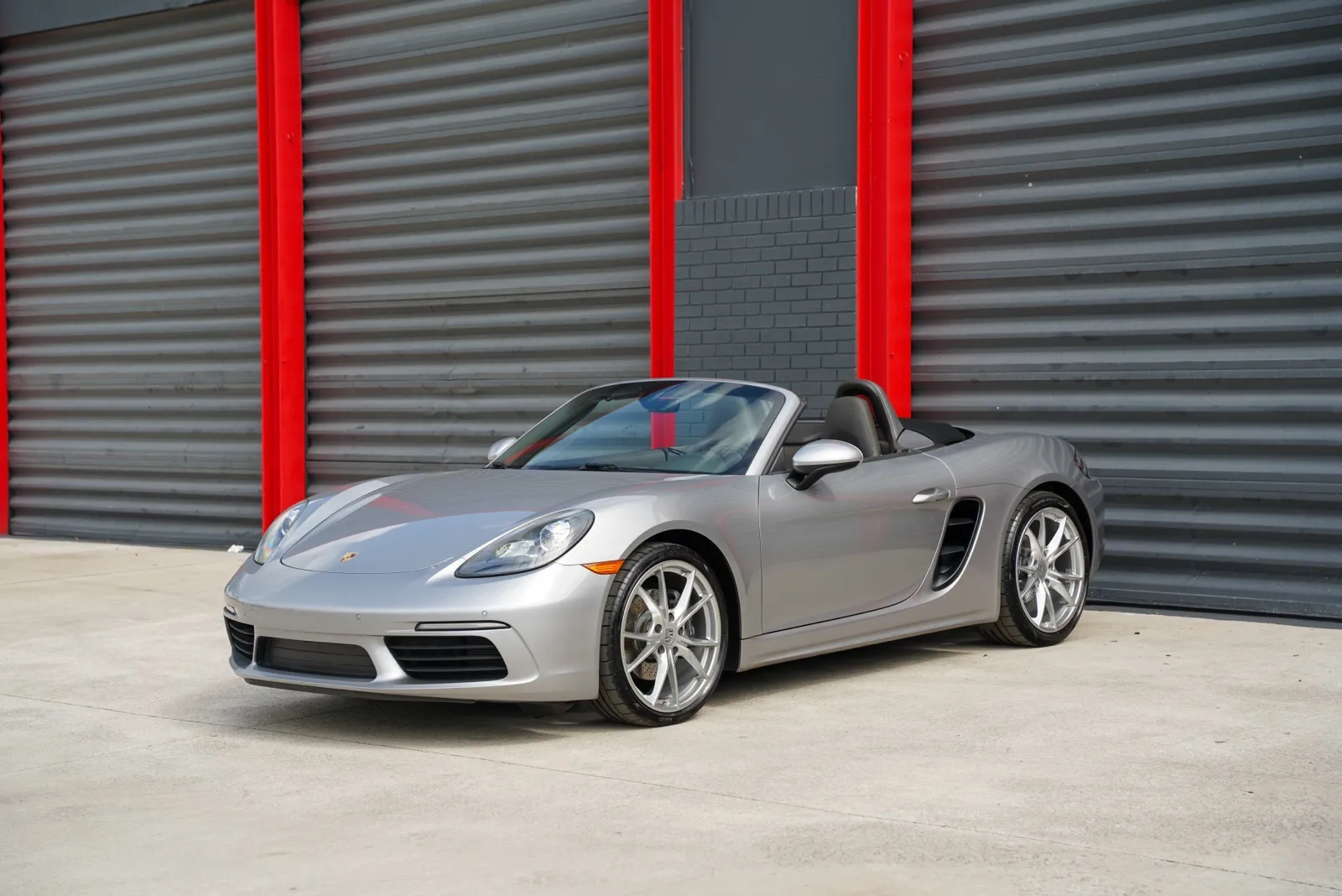 Used 2017 Porsche 718 Boxster for sale in Hollywood, FL at Gravity