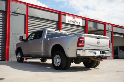 More photos of 2024 Ram 3500 Laramie at Gravity Autos Hollywood, FL