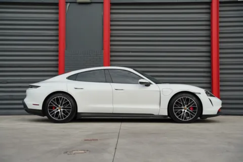 More photos of 2022 Porsche Taycan 4S at Gravity Autos Hollywood, FL