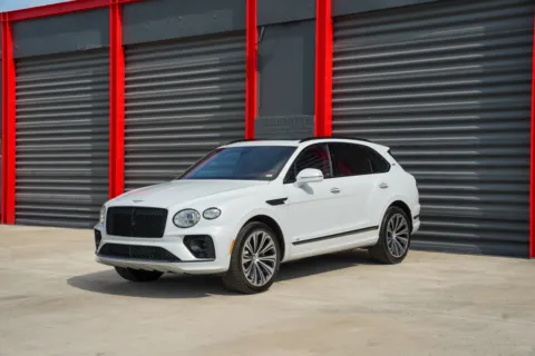 Silver 2021 Bentley Bentayga V8 for sale in Hollywood, FL