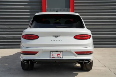 More photos of 2021 Bentley Bentayga V8 at Gravity Autos Hollywood, FL