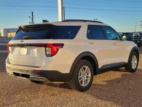 More photos of 2026 Ford Explorer Active at Brownfield Ford, TX