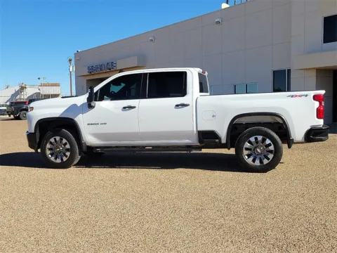 Photos of 2022 Chevrolet Silverado 2500HD Custom for sale in Brownfield, TX at Brownfield Ford