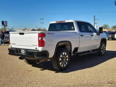 More photos of 2022 Chevrolet Silverado 2500HD Custom at Brownfield Ford, TX