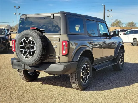 More photos of 2025 Ford Bronco Outer Banks at Brownfield Ford, TX