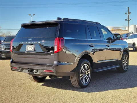 More photos of 2025 Ford Expedition Active at Brownfield Ford, TX
