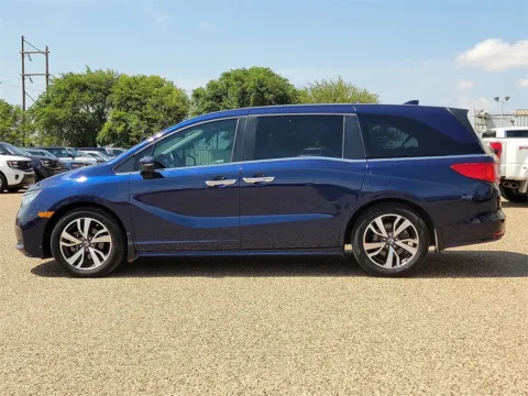 Another view of 2022 Honda Odyssey Touring for sale in Brownfield, TX at Brownfield Ford