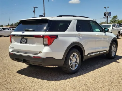 More photos of 2025 Ford Explorer Active at Brownfield Ford, TX