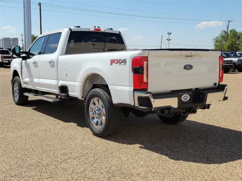 More photos of 2025 Ford F-350SD Lariat at Brownfield Ford, TX