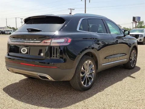 More photos of 2022 Lincoln Nautilus Reserve at Brownfield Ford, TX