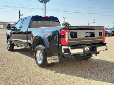 More photos of 2023 Ford F-350SD Lariat at Brownfield Ford, TX