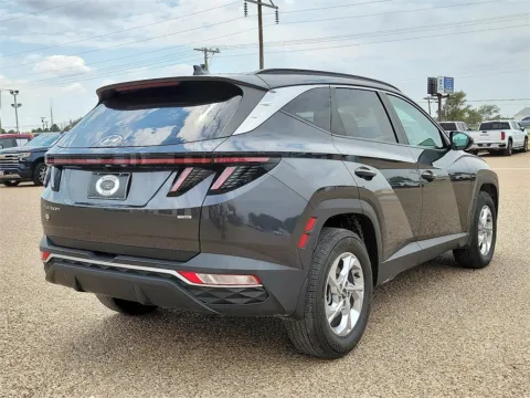 More photos of 2022 Hyundai Tucson SEL at Brownfield Ford, TX