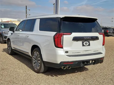 More photos of 2023 GMC Yukon XL Denali Ultimate at Brownfield Ford, TX