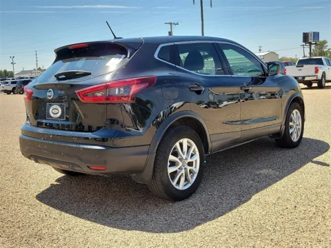 More photos of 2020 Nissan Rogue Sport S at Brownfield Ford, TX