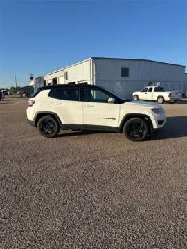 More photos of 2021 Jeep Compass Altitude at Brownfield Ford, TX
