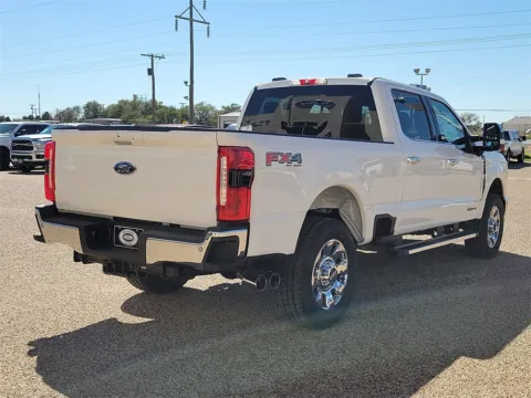 More photos of 2026 Ford F-250SD Lariat at Brownfield Ford, TX