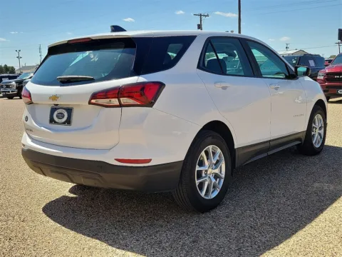 More photos of 2023 Chevrolet Equinox LS at Brownfield Ford, TX