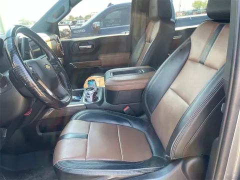 More photos of 2021 Chevrolet Silverado 1500 High Country at Brownfield Ford, TX