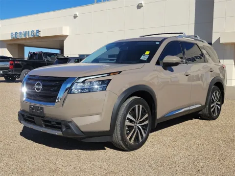 Photos of 2024 Nissan Pathfinder Platinum for sale in Brownfield, TX at Brownfield Ford