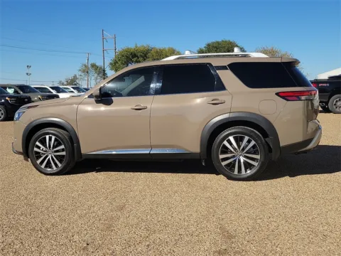 Another view of 2024 Nissan Pathfinder Platinum for sale in Brownfield, TX at Brownfield Ford
