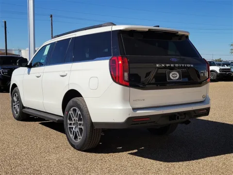 More photos of 2025 Ford Expedition Active at Brownfield Ford, TX