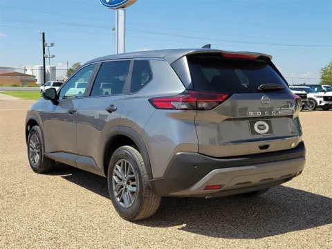 More photos of 2023 Nissan Rogue S at Brownfield Ford, TX