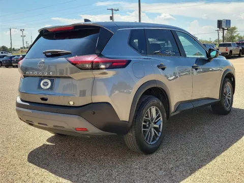More photos of 2023 Nissan Rogue S at Brownfield Ford, TX