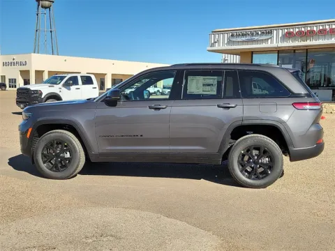 Photos of 2025 Jeep Grand Cherokee Altitude X for sale in Brownfield, TX at Brownfield CDJR
