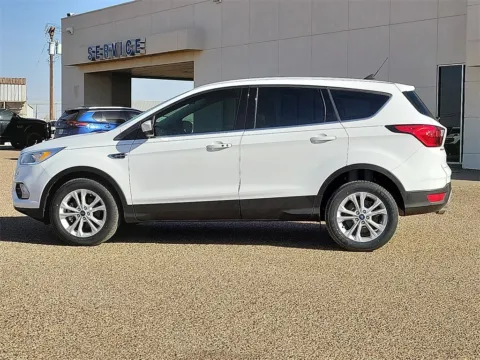 Photos of 2019 Ford Escape SE for sale in Brownfield, TX at Brownfield CDJR