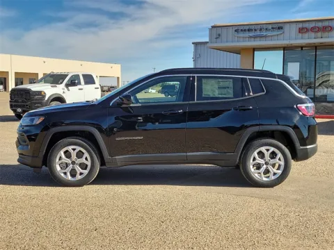 Photos of 2026 Jeep Compass Latitude for sale in Brownfield, TX at Brownfield CDJR