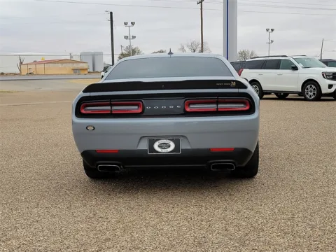 More photos of 2021 Dodge Challenger R/T Scat Pack at Brownfield CDJR, TX