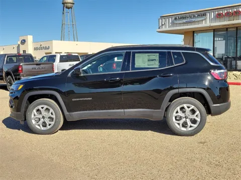 Photos of 2026 Jeep Compass Latitude for sale in Brownfield, TX at Brownfield CDJR