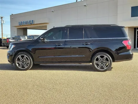 Photos of 2021 Ford Expedition Max Limited for sale in Brownfield, TX at Brownfield CDJR
