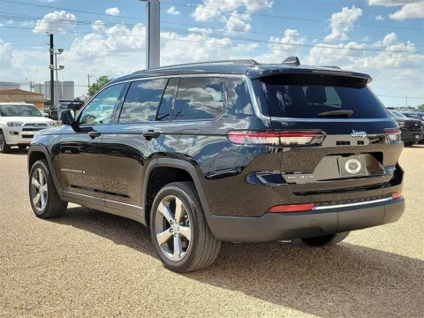 More photos of 2022 Jeep Grand Cherokee L Limited at Brownfield CDJR, TX