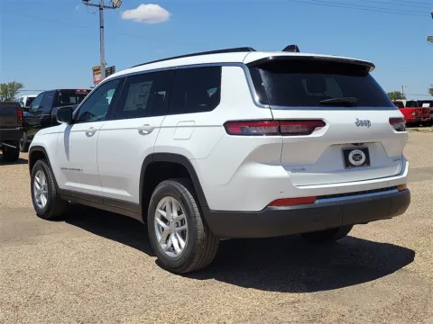 More photos of 2025 Jeep Grand Cherokee L Laredo at Brownfield CDJR, TX