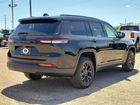 More photos of 2025 Jeep Grand Cherokee L Altitude X at Brownfield CDJR, TX