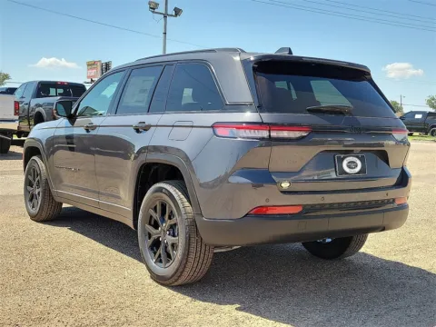 More photos of 2025 Jeep Grand Cherokee Altitude X at Brownfield CDJR, TX