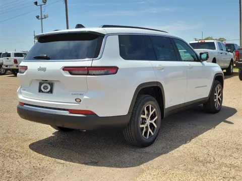 More photos of 2025 Jeep Grand Cherokee L Limited at Brownfield CDJR, TX