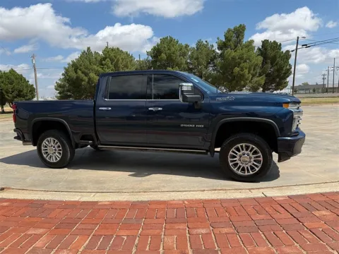 More photos of 2023 Chevrolet Silverado 2500HD High Country at Brownfield CDJR, TX