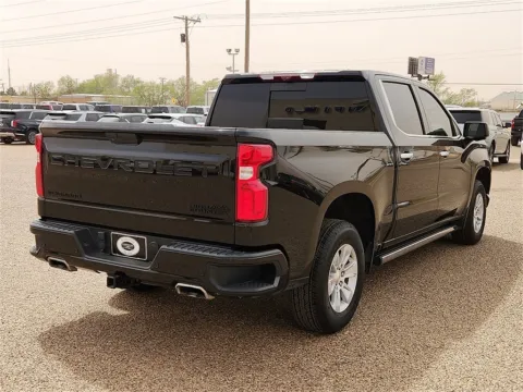 More photos of 2022 Chevrolet Silverado 1500 LTD High Country at Brownfield CDJR, TX