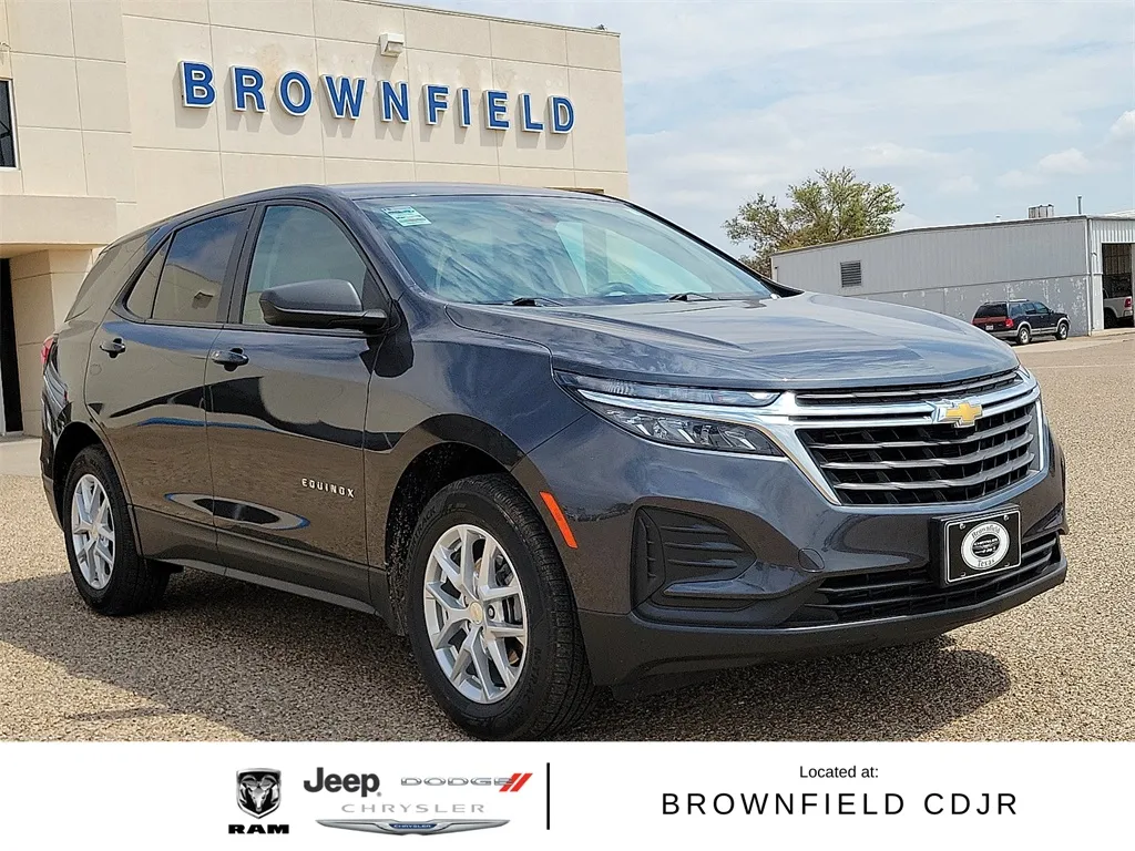 Gray 2022 Chevrolet Equinox LS for sale in Brownfield, TX