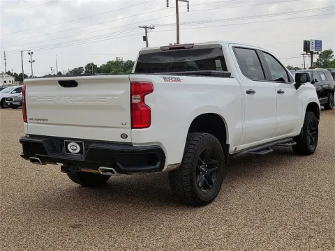 More photos of 2023 Chevrolet Silverado 1500 LT Trail Boss at Brownfield CDJR, TX