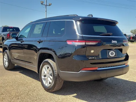 More photos of 2025 Jeep Grand Cherokee L Laredo at Brownfield CDJR, TX